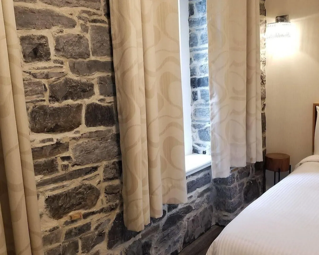 Auberge Du Tresor Quebec City