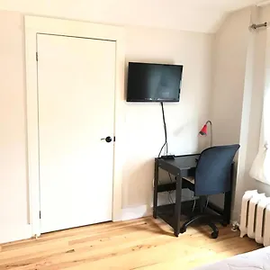 https://the-parkway-place.hotelstorontoontario.org